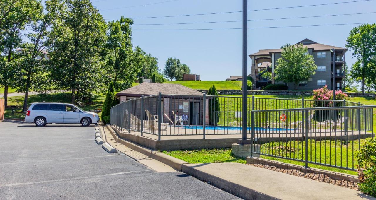 Pools Sleeps 10 Close To 76 Silver Dollar City 0502 ブランソン エクステリア 写真